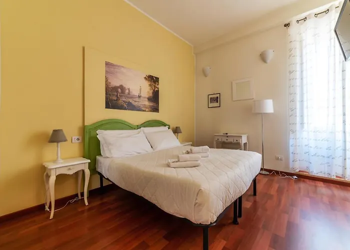 Апартаменты 4-rooms Flat At Vatican *