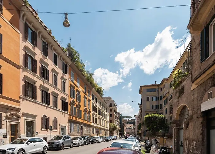 4-rooms Flat At Vatican