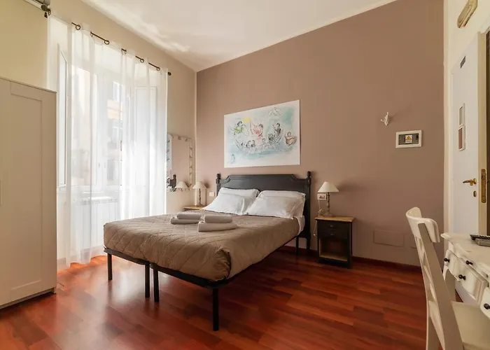 4-rooms Flat At Vatican *